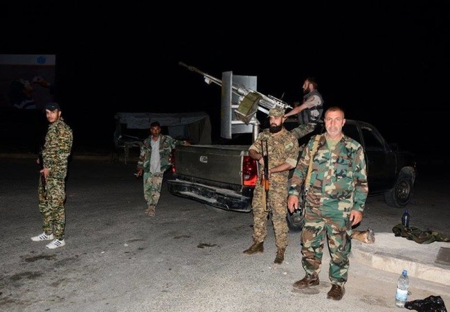 Quân đội Syria thu giữ một số lượng lớn vũ khí nhập lậu của khủng bố (Video) Các binh sĩ thuộc lực lượng tình báo thuộc sư đoàn Tigers