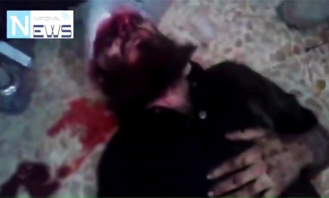 Quân đội Syria tấn công bắt sống một tay súng IS tại Raqqa (video) Chiến binh IS bị trọng thương