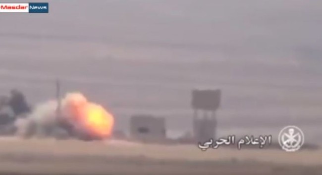 Video: Quân đội Syria phục kích tiêu diệt thủ lĩnh Hồi giáo cực đoan Vụ phục kích bằng mìn gài vệ đường của quân đội Syria