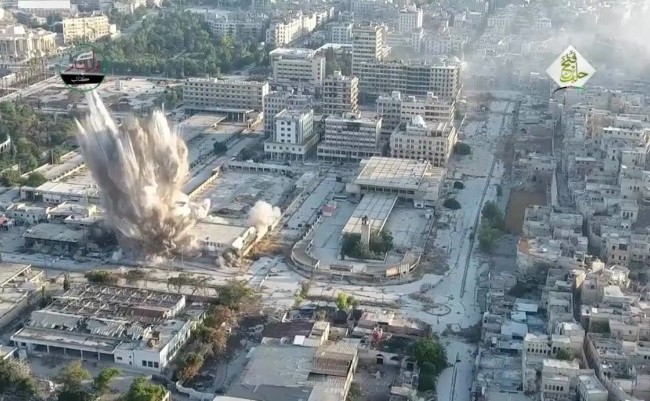 Chùm video cuộc chiến Castillo và quận al-Lairamoun thành phố Aleppo Trận chiến nội đô thành phố Aleppo