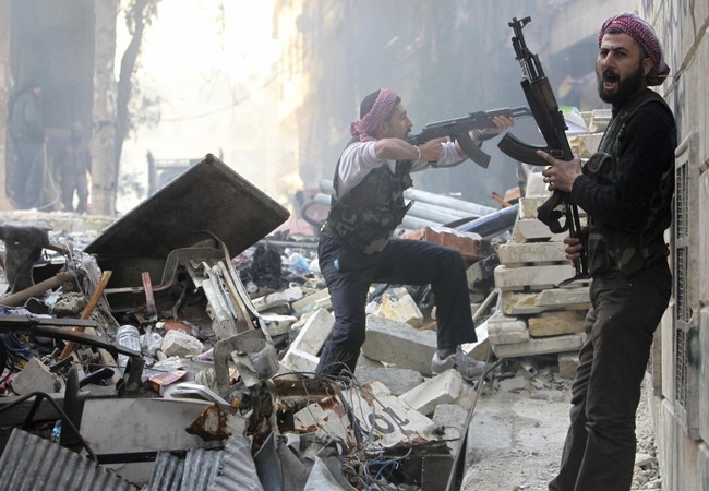 Press TV: Các chiến binh sử dụng người dân Aleppo làm lá chắn sống Chiến binh Hồi giáo cực đoan