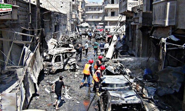 Không quân Nga liên tục dội bom xuống Idlib báo thù cho Mi-8 - VIDEO Sau một cuộc không kích vào khu vực co cụm chiến binh của không quân Nga