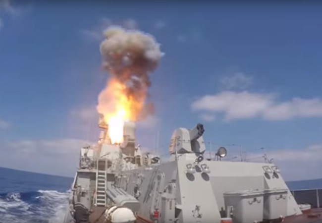 Chùm Video chiến sự Syria: Tên lửa Kalibr tấn công Jabhat Al-Nusra Phóng tên lửa hành trình trên Địa Trung Hải.