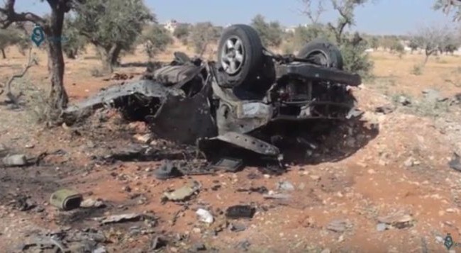 Video: Đánh bom kinh hoàng tan xác thủ lĩnh phiến quân Syria Hiện trường vụ đánh bom kinh hoàng tiêu diệt thủ lĩnh Hồi giáo cực đoan ở Idlib