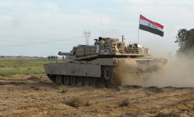 Video chiến sự: Quân đội Iraq tiến công dồn dập Mosul Xe tăng của sư đoàn thiết giáp số 9 quân đội Iraq tấn công trên hướng thành phố Mosul