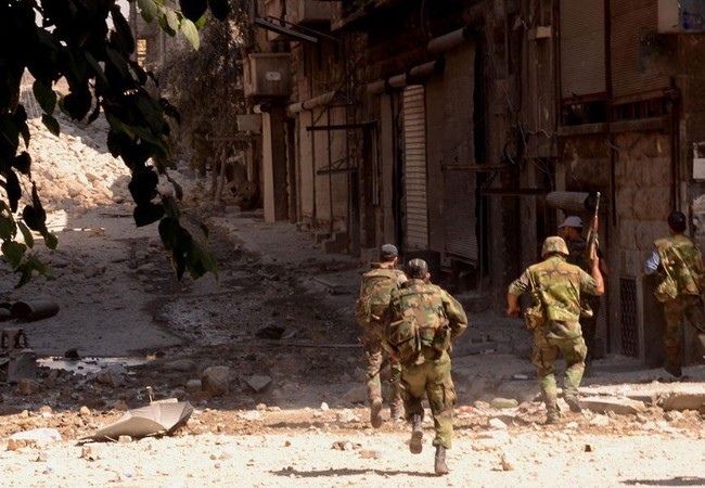 Quân đội Syria, Palestine tấn công dữ dội hướng tây Aleppo Quân đội Syria tiếp tục tấn công ở Aleppo