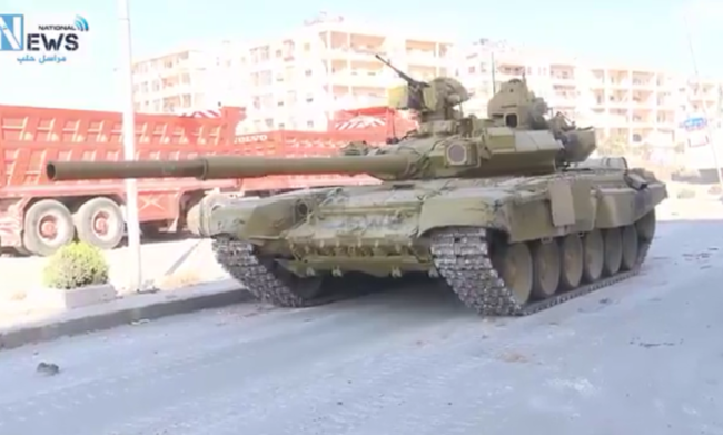 Video chiến sự Aleppo: Xe tăng T-90 và “Diều hâu Sa mạc” xung trận Xe tăng T-90 tiếp tục xuất hiện ở Aleppo, báo hiệu một cơn bão mới