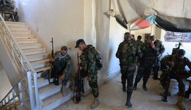 Chiến sự Aleppo: Quân đội Syria ồ ạt tấn công 3 quận đông nam, diệt hàng loạt phiến quân Binh sĩ quân đội Syria ở Aleppo