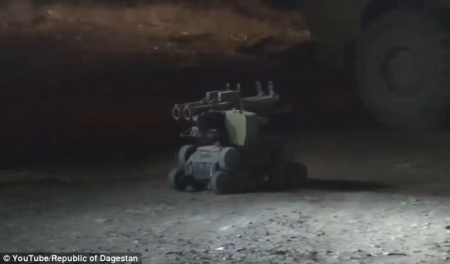 Đặc nhiệm Nga phục kích tiêu diệt thủ lĩnh IS với robot (video) Robot quân sự của Nga
