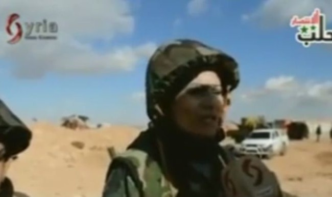 Video: Nữ binh Syria trên tuyến lửa chống IS Tiểu đoàn pháo binh - bắn tỉa nữ của quân đội Syria ở Hama