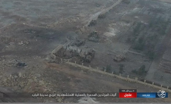 Quân Thổ Nhĩ Kỳ thảm bại trước IS trong trận chiến al-Bab, Aleppo (video) Một góc chiến trường thành phố al-Bab, tỉnh Aleppo