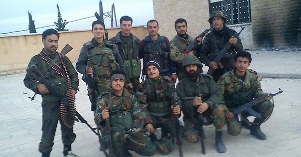 Quân đội Syria đập tan cuộc tấn công của IS vào sân bay Kweires Nhóm binh sĩ quân đội Syria, bảo vệ sân bay Kweires