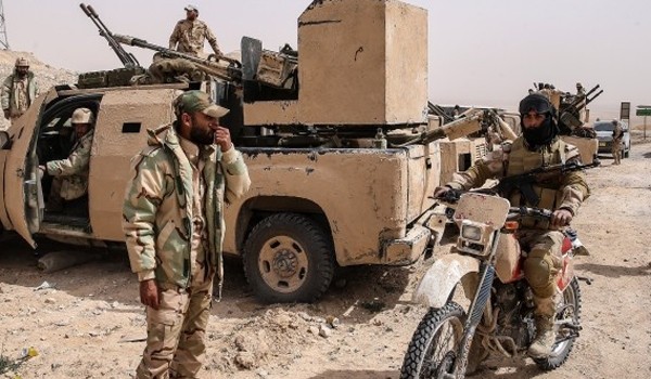 Quân đội Syria bẻ gãy một cuộc tấn công của phiến quân ở tỉnh Hama Một đơn vị trinh sát hỏa lực của quân đội Syria ở Hama