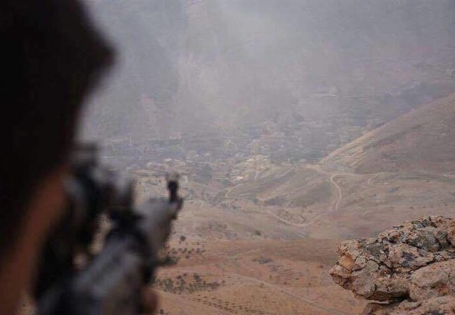 Quân đội Syria tấn công dữ dội phiến quân ngoại vi Damascus- VIDEO Quân đội Syria bắn phá ác liệt khu vực Wadi Barada ngoại ô Damascus