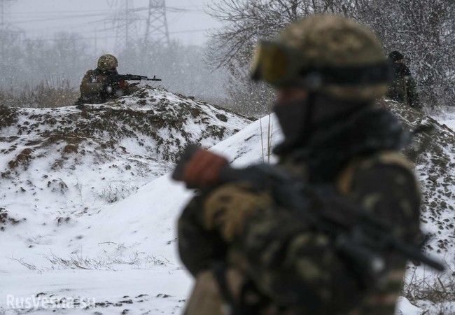 Chiến sự Ukraine: Quân đội Kiev tấn công thảm bại, 20 tay súng tử trận (video) Binh sĩ lực lượng dân quân Donetsk trên chiến tuyến