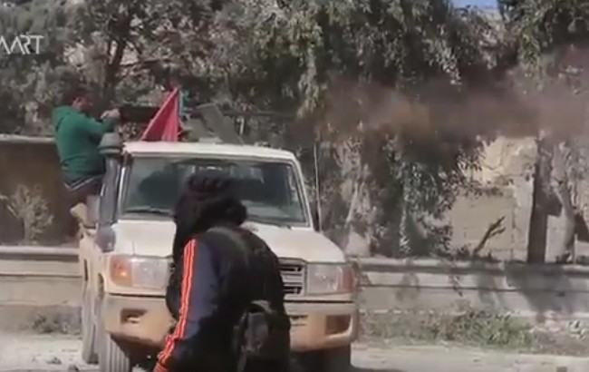 Chiến sự Al-Bab: Liên quân Thổ Nhĩ Kỳ tiến vào trung tâm sào huyệt IS (video) Các chiến binh Hồi giáo cực đoan FSA tiến vào thành phố Al-Bab