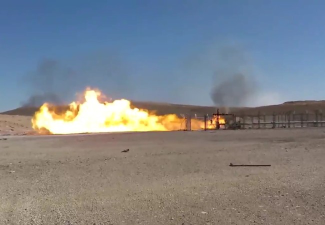 Chiến sự Palmyra: Phiến quân IS phá hủy toàn bộ mỏ khí đốt (video) Mỏ khí gas Hayyan đã nhiều ngày bốc cháy dữ dội