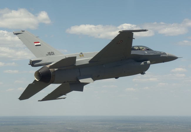 Chiến sự Syria : Không quân Iraq tấn công IS tại Deir Ezzor (video) Máy bay tiêm kích đa nhiệm F-16 của Iraq