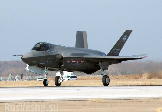 Chiến sự Syria: Mỹ tính điều siêu tiêm kích F-35 chống IS Máy bay tiêm kích đa nhiệm thế hệ 5 F-35 Mỹ