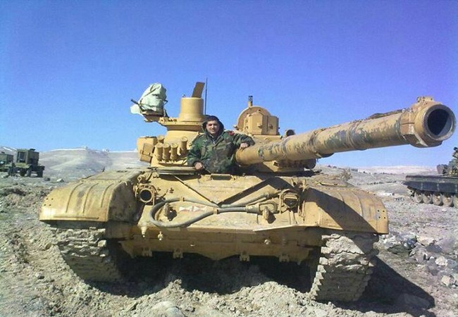 Tên lửa TOW Mỹ lại Xe tăng quân đội Syria trên chiến trường Hama