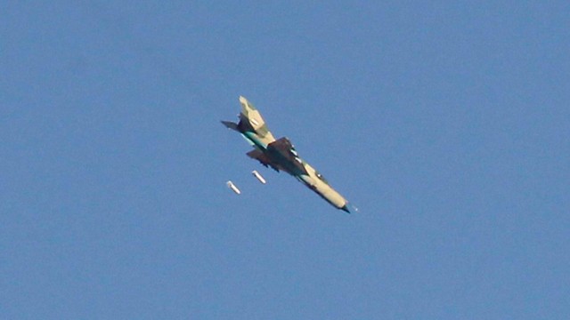 UAV Nga ghi lại trận không kích phiến quân Syria (video) Không quân Syria không kích trên chiến trường