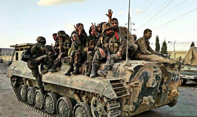 Quân đội Syria đập tan cuộc tấn công của phiến quân tại Damascus Binh sĩ quân đội Syria trên vùng ngoại ô Damascus