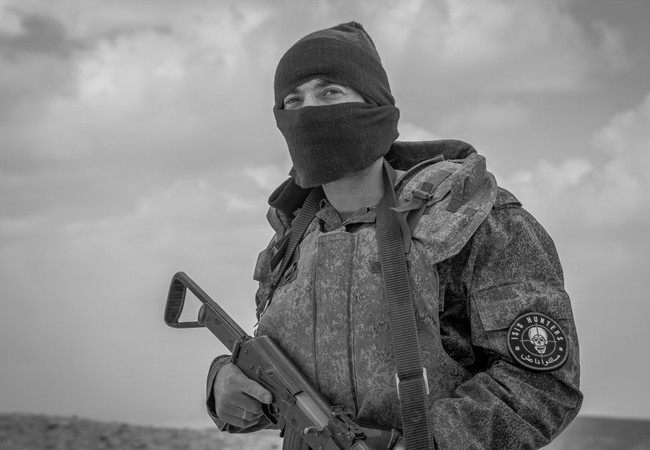 Biệt kích “Săn IS” Syria diệt hàng chục phiến quân tại Palmyra (video) Biệt kích đặc nhiệm Syria "săn IS"