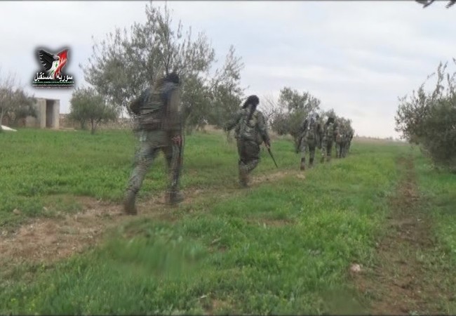 Lực lượng “Hổ Syria” vùi dập IS, xác phiến quân rải khắp chiến địa đông Aleppo (video) Bộ binh lực lượng Tiger trên đường tiến công