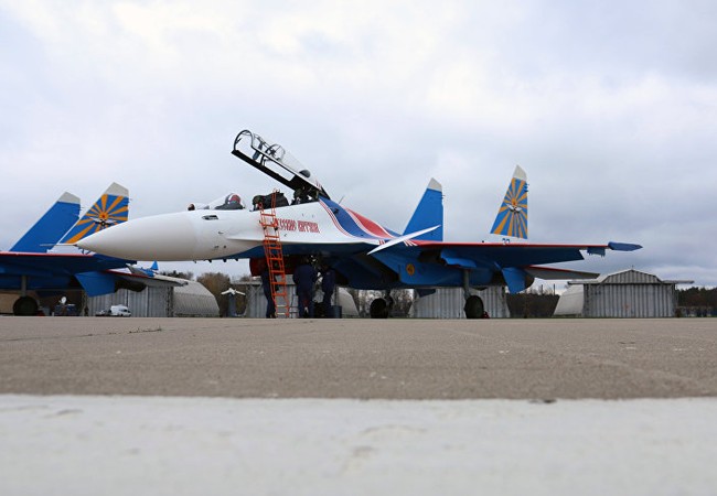Phi đội Su-30SM “Tráng sĩ Nga” đến Việt Nam - Hé lộ những điều đặc biệt Máy bay tiêm kích biểu diễn Su-30SM Nga