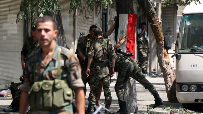 Chiến sự Daraa: Quân đội Syria hủy diệt sở chỉ huy trung tâm phiến quân Binh sĩ quân đội Syria trên đường phố Daraa