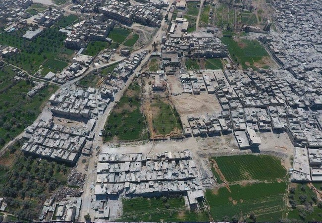Quân đội Syria trút bão lửa vùi dập phiến quân ở ngoại vi Damascus (video) Toàn cảnh quận Al-Qaboun ngoại ô Damascus