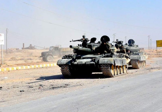 Quân đội Syria đánh dẹp IS tại ngoại vi Palmyra Đoàn xe tăng quân đội Syria trên chiến trường Palmyra