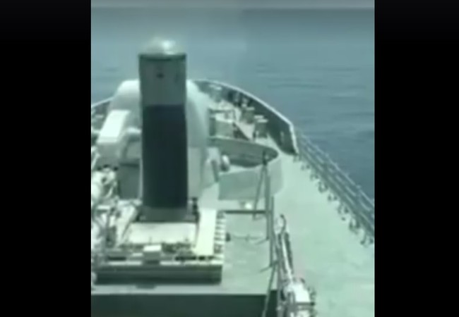 Xem “sát thủ” BrahMos Việt Nam định mua diệt mục tiêu (video) Khu trục hạm hạng nhẹ Ấn Độ phóng tên lửa hành trình BraMos