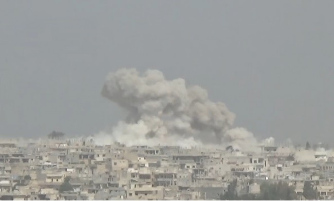 Chiến sự Syria: Mưa bom dội xuống đầu phiến quân ở Hama (chùm video) Không quân Syria dồn dập không kích hai thị trấn còn lại trên vùng nông thôn miền bắc Hama