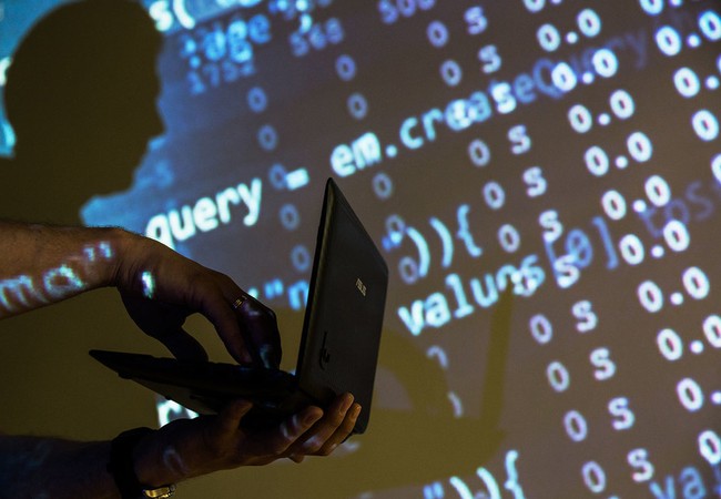 “Mã độc” của NSA lây lan với tốc độ chóng mặt trên toàn cầu Hacking (ảnh minh họa)