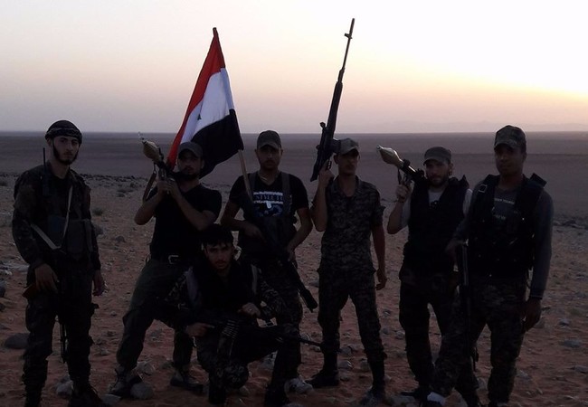 Chiến đấu cơ Mỹ lại không kích quân tình nguyện Syria Lực lượng quân tình nguyện người Iraq ở Syria