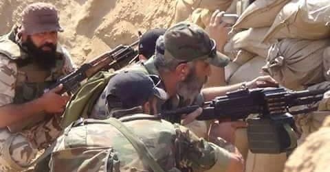 Chảo lửa Deir Ezzor: Quân đội Syria đánh bật cuộc tấn công ác liệt của IS (video) Binh sĩ quân đội Syria trên chiến trường Deir Ezzor