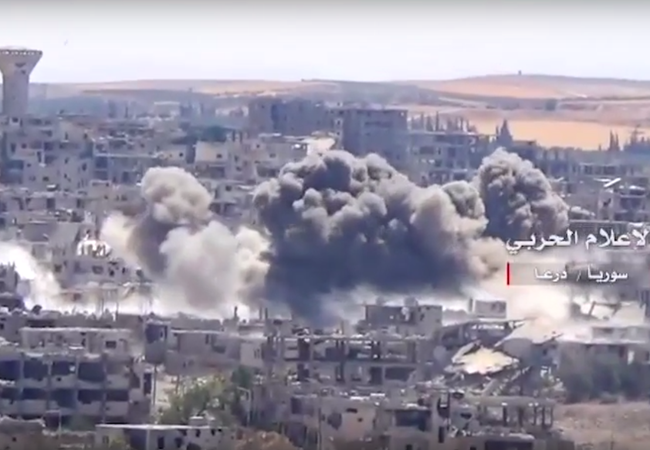 Quân đội Syria tiêu diệt hàng loạt tay súng thánh chiến ở Daraa (video) Các cuộc pháo kích ác liệt diễn ra trong thành phố Daraa