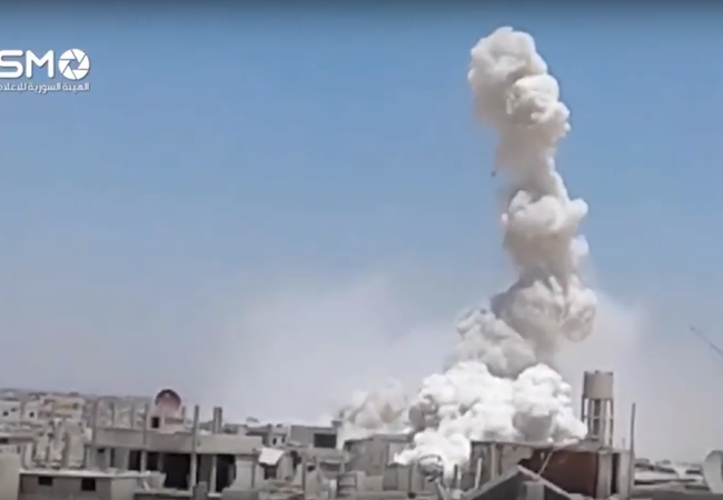 Hỏa lực quân đội Syria hủy diệt phiến quân trên chiến trường Daraa (video) Không quân Syria không kích dữ dội phiến quân ở Daraa