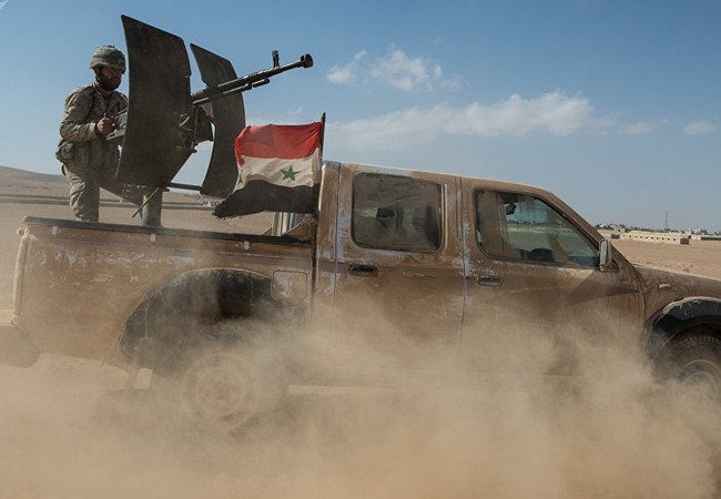 “Hổ Syria Binh sĩ lực lượng Tiger chiến đấu trên chiến trường Raqqa