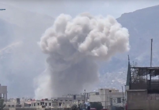 Quân đội Syria đánh bật thánh chiến, quét sạch 5 quận đông nam Damascus (video) Không quân Syria pháo kích dữ dội Đông Ghouta