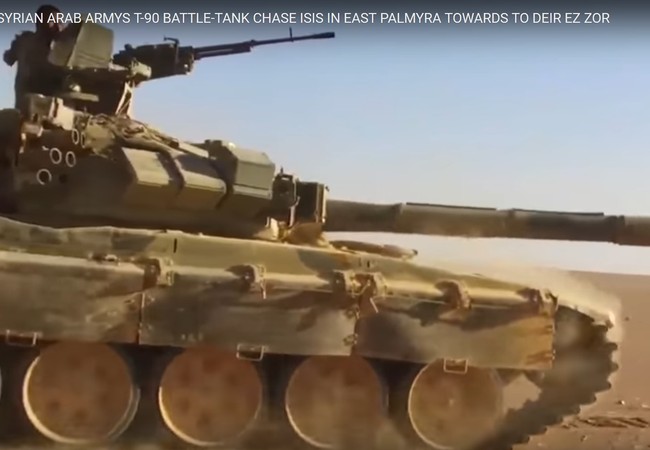 T-90 Nga băng sa mạc truy diệt IS tại Syria (video) Xe tăng T-90 quân đội Syria trên chiến trường Palmyra