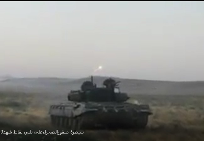 Chiến sự Syria:Tăng T-72B3 Nga nã tên lửa diệt IS tại Hama (video) Xe tăng T-72B3 sử dụng tên lửa bắn qua nòng pháo tiêu diệt mục tiêu ở Hama
