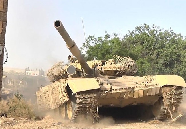 Tên lửa Xe tăng T-72 quân đội Syria trên chiến trường