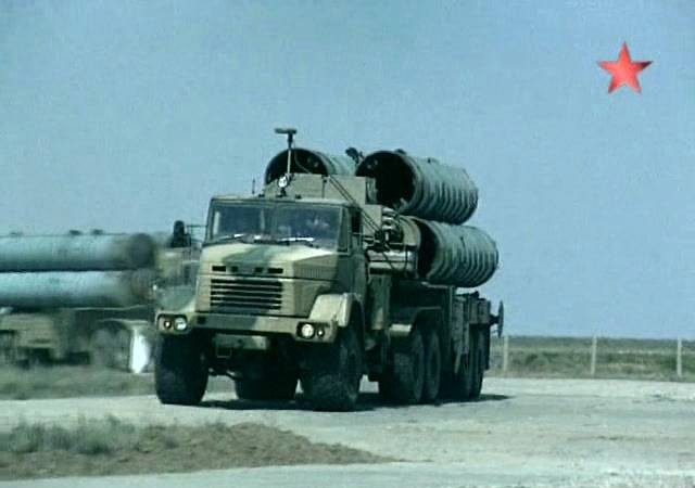 Nga tung sát thủ S-300 tới Kaliningrad, NATO lo ngay ngáy (video) Hệ thống tên lửa phòng không S-300 PM2 Nga