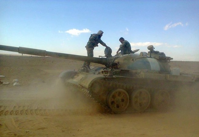 Quân “Hổ Syria” tấn công đánh về chảo lửa Deir Ezzor Tăng thiết giáp lực lượng Tiger tiến công về hướng thành phố Raqqa