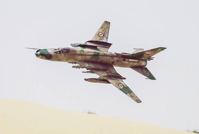 Nga-Syria dồn dập không kích IS tại chảo lửa Deir Ezzor (video) Cường kích Su-22 Syria không kích (ảnh minh họa) -Ảnh Masdar News
