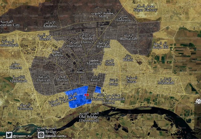 IS tử chiến trên từng mét đất tại sào huyệt Raqqa Chiến trường Raqqa tính đến ngày 10.08.2017 theo tuyên bố của lực lượng SDF, vùng màu xanh là khu phố mà lực lượng SDF vừa giành được