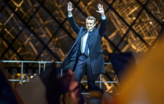 Emmanuel Macron - Tổng thống mới trẻ nhất lịch sử Pháp Tân Tổng thống Pháp Emmanuel Macron
