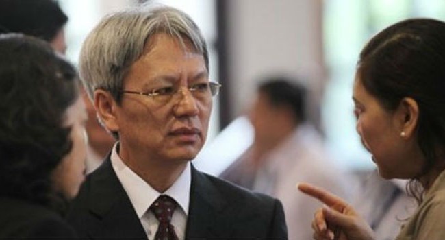 Nhiều ngân hàng bị mua 0 đồng: Tại sao Thống đốc Bình không phải ra chất vấn? Ông Nguyễn Sĩ Dũng, Phó chủ nhiệm Văn phòng Quốc hội